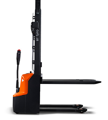BT Tyro Stacker oldalsó felvétel