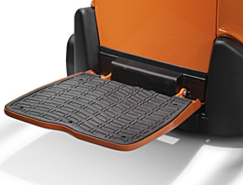 Lehajtható gépkezelői platform 